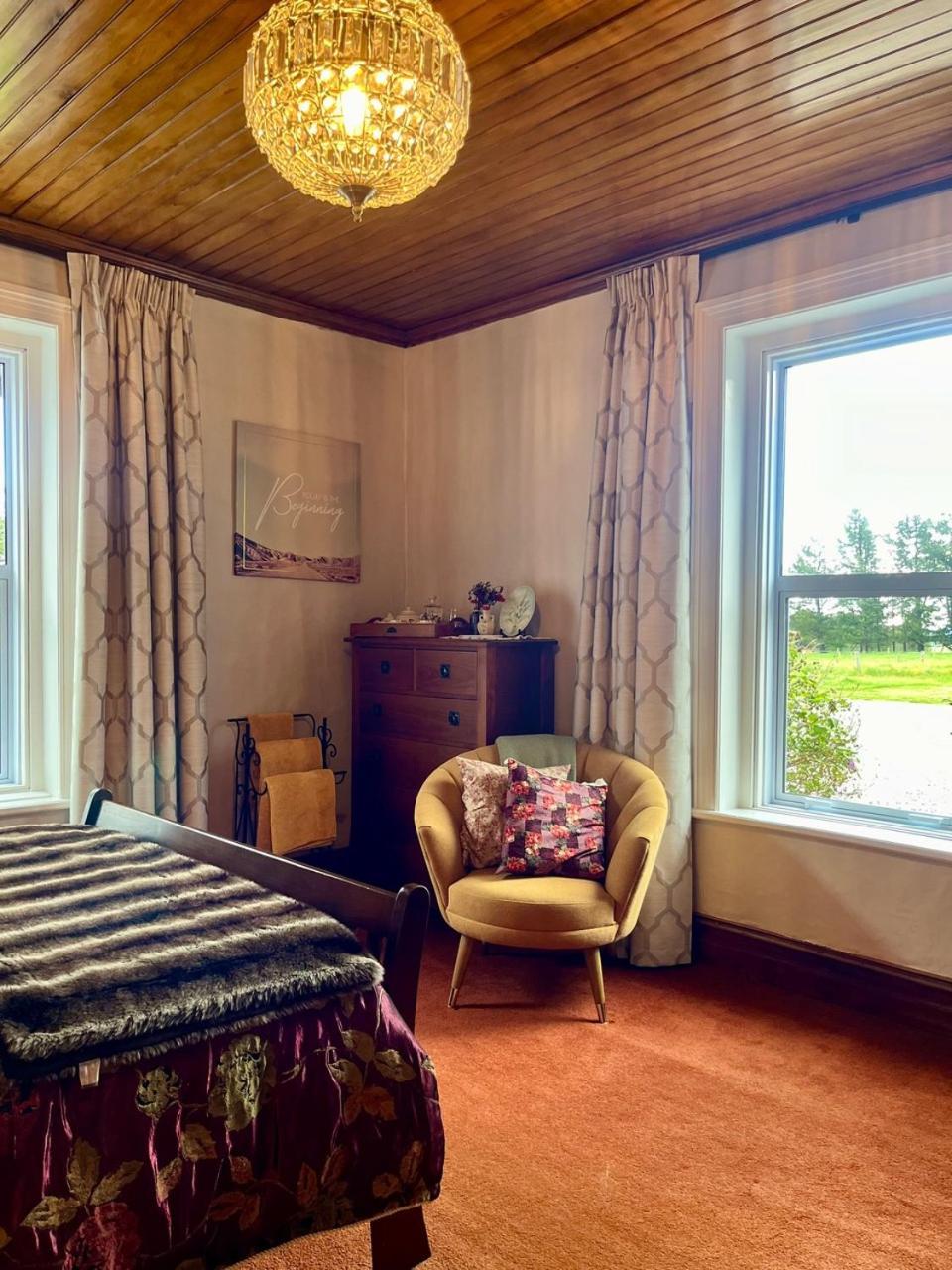 74 On Lockhart Bed & Breakfast Oturehua Bagian luar foto