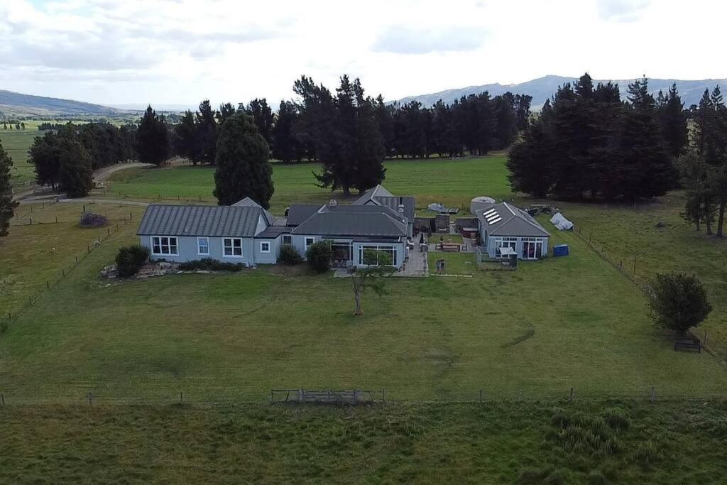 74 On Lockhart Bed & Breakfast Oturehua Bagian luar foto
